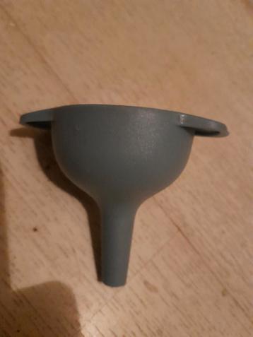 Kleine trechter ongebruikt