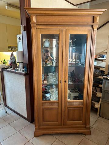 Vitrinekast Gratis af te halen