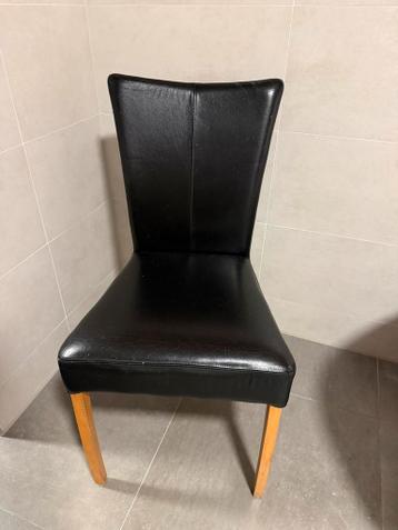 Eetkamerstoelen gratis