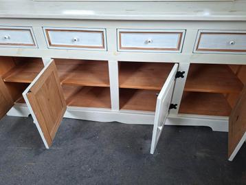 Kast / dressoir gratis