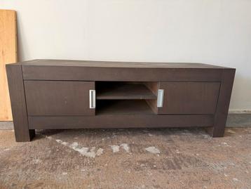 Gratis massief houten TV meubel