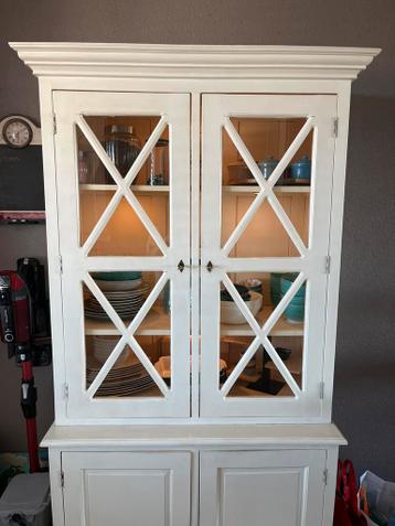 Vitrinekast met verlichting - Opknapper