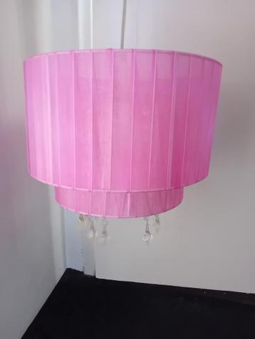 Lamp voor op een meidenkamer