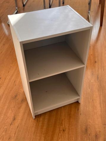 Gratis ophalen kleine kast.