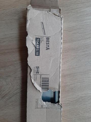 1 rail van Besta Ikea 60 cm