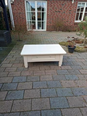 Salontafel met Lade