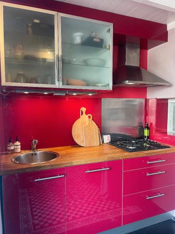 Keukenblok inclusief apparatuur - gratis ophalen