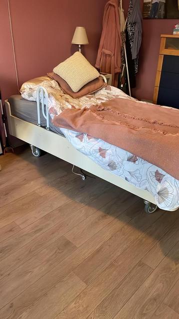 Hoog laag bed gratis op te halen op 19 februari