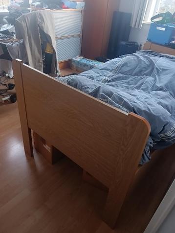 1 persoons bed met verstelbare bodem 90 x 200 cm