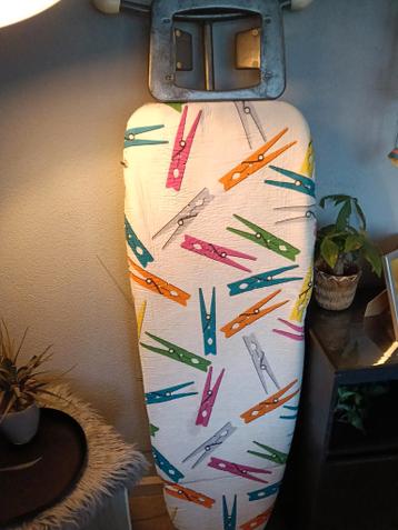 Gratis Strijkplank en strijkijzer