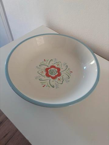 Gratis schalen en borden