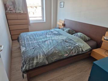 Gratis Malm bed 180x200 - donkerbruin, incl. lattenbodems