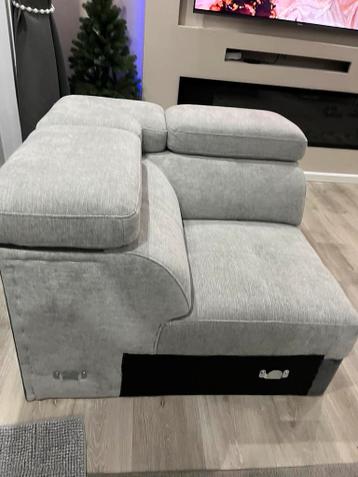 Moderne grijze hoekbank