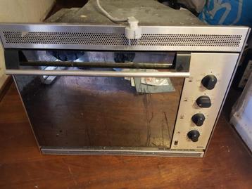 Combi Oven werkend gratis ophalen tot 24 Feb.