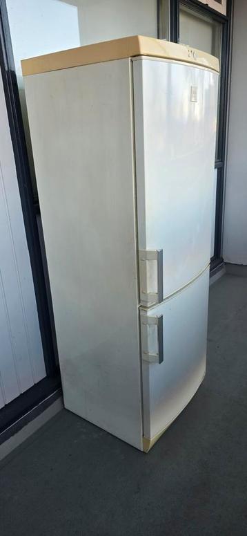 AEG koelkast (oud) GRATIS!!!!