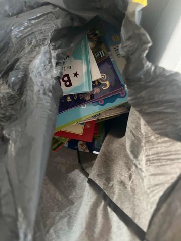 Vuilniszak vol kinderboekjes (0-4 jaar)