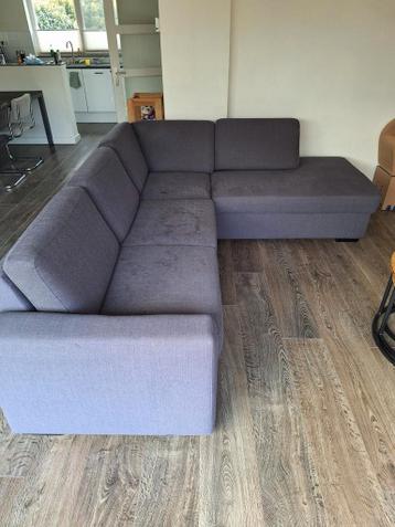 Gratis hoekbank met opbergvak!