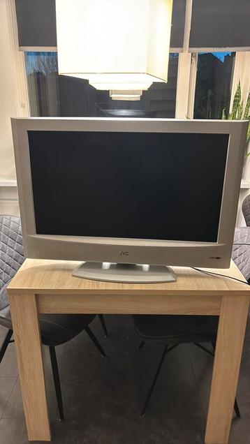 Gratis af te halen. Lcd tv, werkt nog goed.