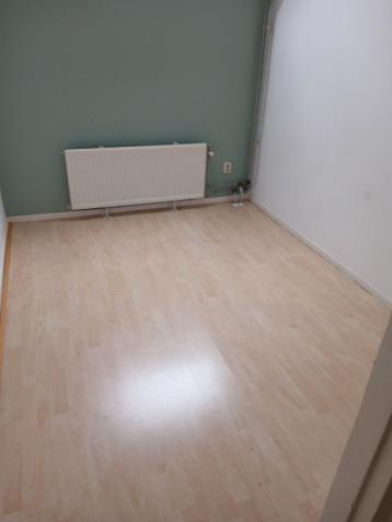 Gratis laminaat + ondervloer met spoed en zelf ophalen..