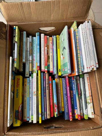 Grote doos kinderboeken – voorleesboeken & jeugd