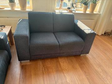 Gratis 2 zitsbank en hocker