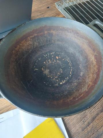 Gietijzeren wok