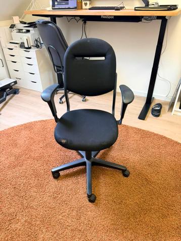 Ahrend buro stoel GRATIS