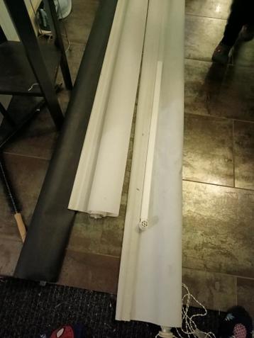 Gratis rolgordijnen - onvolledig