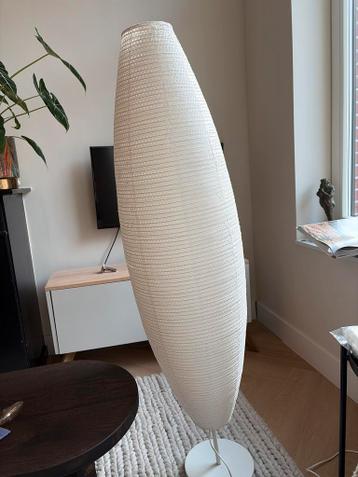 Ikea witte vloerlamp