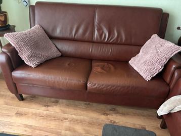 2,5-zitsbank + 2 stoelen GRATIS op te halen in Tilburg