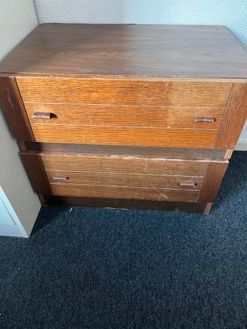 2 Nachtkastjes - Gratis Af te Halen