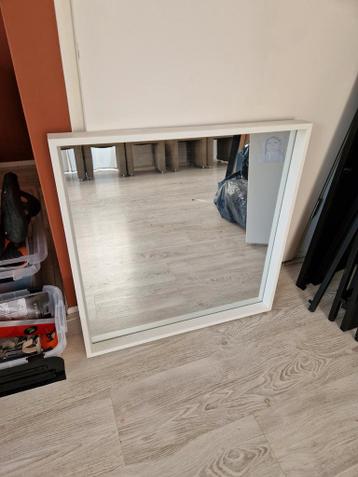 Gratis spiegel 65x65cm - Vierkant