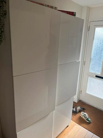 Gratis Besta kast hoogglans wit