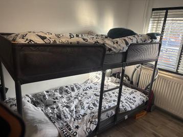 Gratis stapelbed grijs metaal IKEA