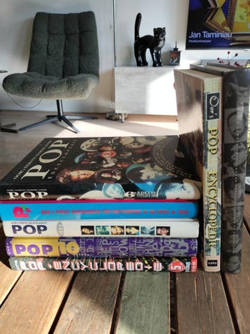 7x OOR pop encyclopedie