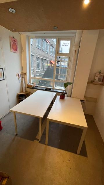 Twee gratis IKEA tafels