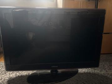 Twee defecte TV's - Gratis af te halen