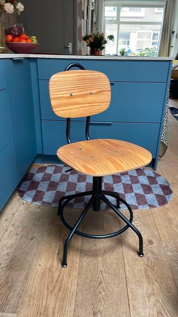 Leuke bureaustoel gratis ophalen