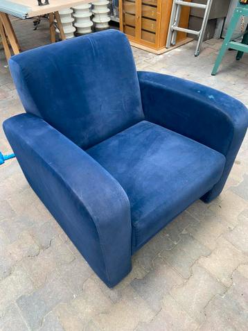 2 blauwe fauteuils. Gratis.