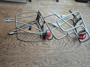 Twee Sparta (Ion) Bagagedragers