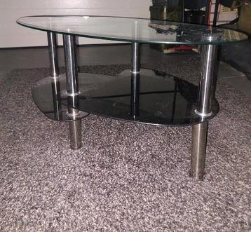 Salontafel + vloerkleed - gratis af te halen.