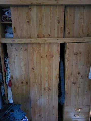 Gratis af te halen grenen linnenkast