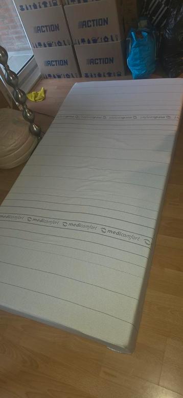 Gratis 100x200 Matras - Zeer Netjes!