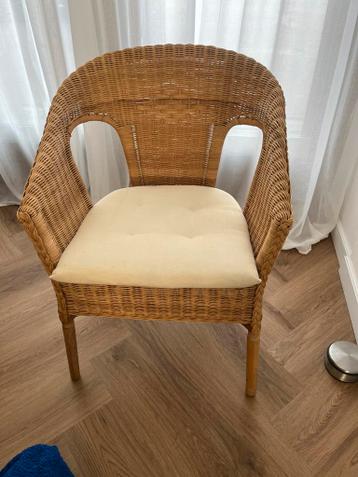 Rotan stoel includief kussen