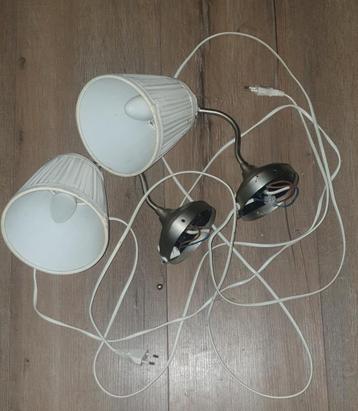 2 Wandlampjes met stekker en trekkoord