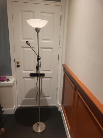 Staande lamp - gratis af te halen