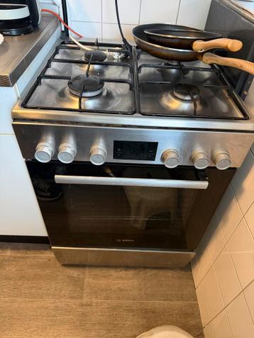 Gratis af te halen gasfornuis en oven