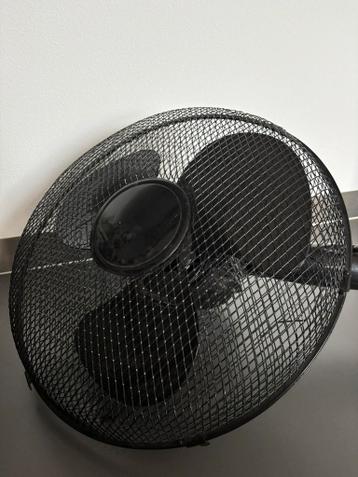 zwarte ventilator