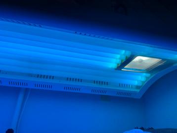 Hapro zonnebank met gezichtsbruiner - Kantelbaar!