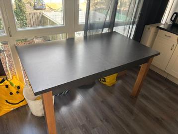 Gratis Eettafel 160x90 - Op te halen!